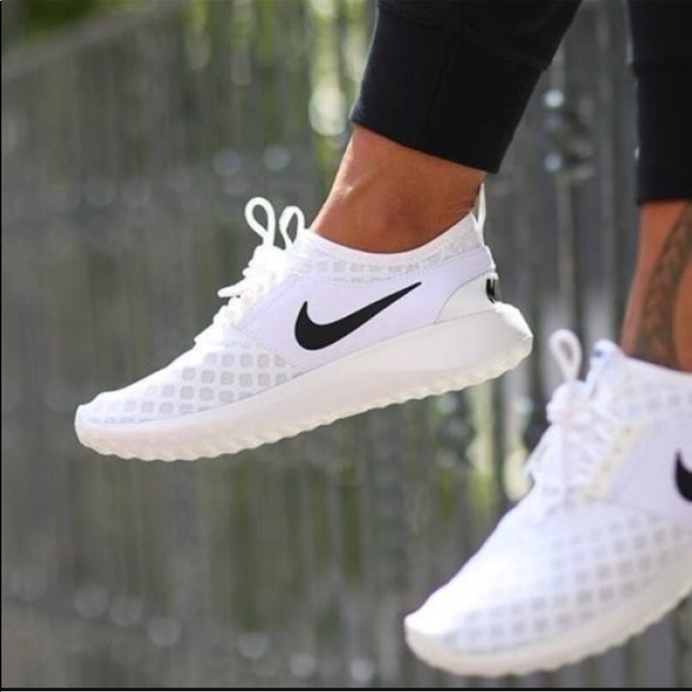 NWT Nike Juvenate White WMNS. - Picture 7 of 7